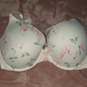 NWOT Wear everywhere push up bra